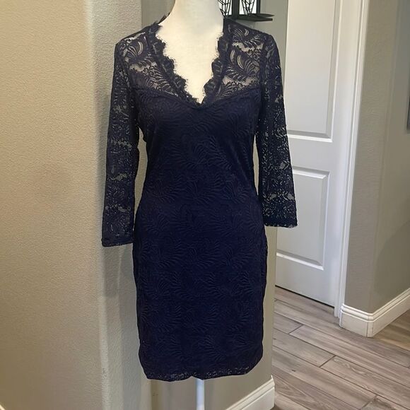 As You Wish Lace 3/4 Sleeve Mini Dress Size Medium - Picture 1 of 3